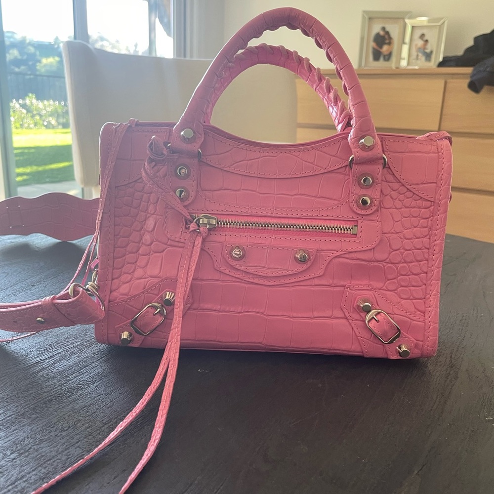 Classic minis city bag in baby pink with a croc embossed leather - Picture 4 of 5